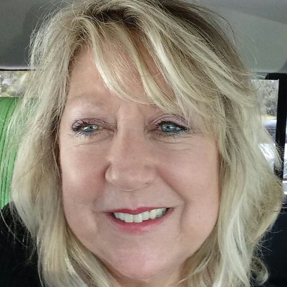 Meet your Posher, Sherry - Picture 1 of 1